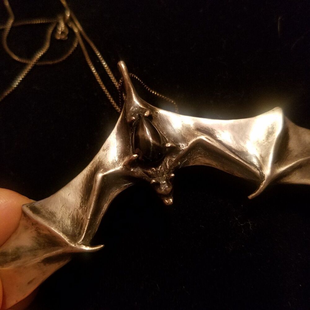 Sterling Silver Bat Pendant w/Black Star Diopside Gemstone, Vampire Goth Gothic - Picture 5 of 10